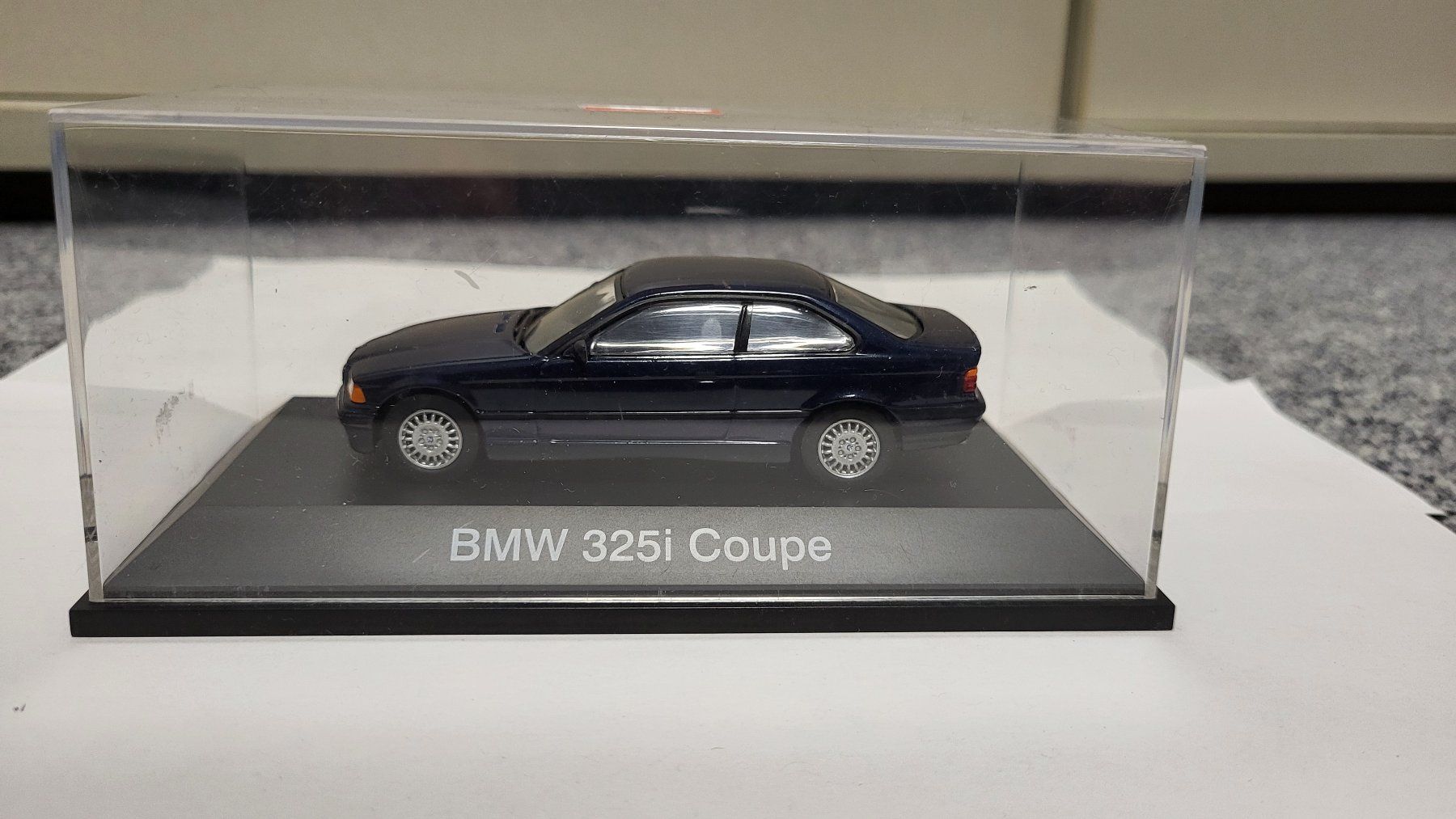 Minichamps Modellini d'auto: Modellauto BMW 3er Coupe e36 1:43 Minichamps – Nuovo (secondo la descrizione) da Beringen venduto da Froggy4