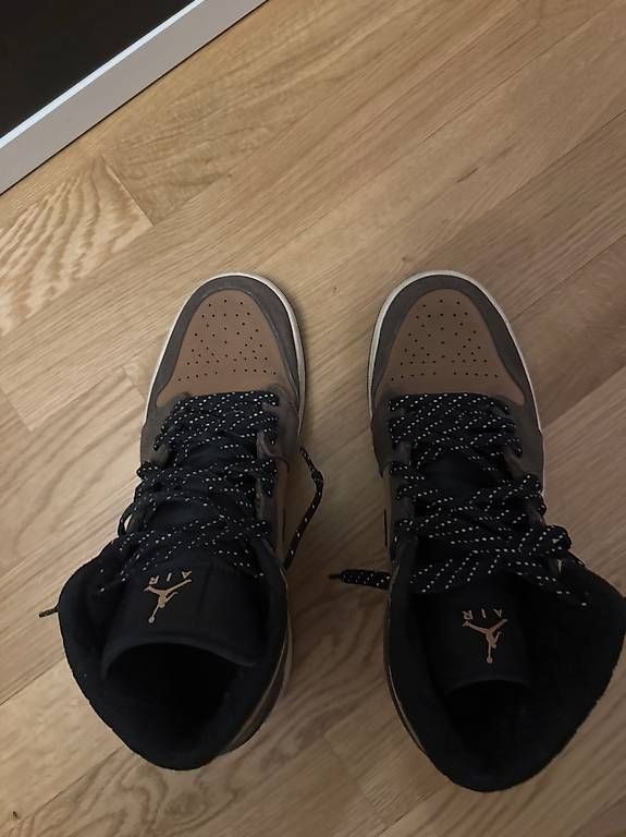 Scarpe da uomo: Air Jordan 1 dark chocolate – Usato da Morges venduto da bir_9rsr 2