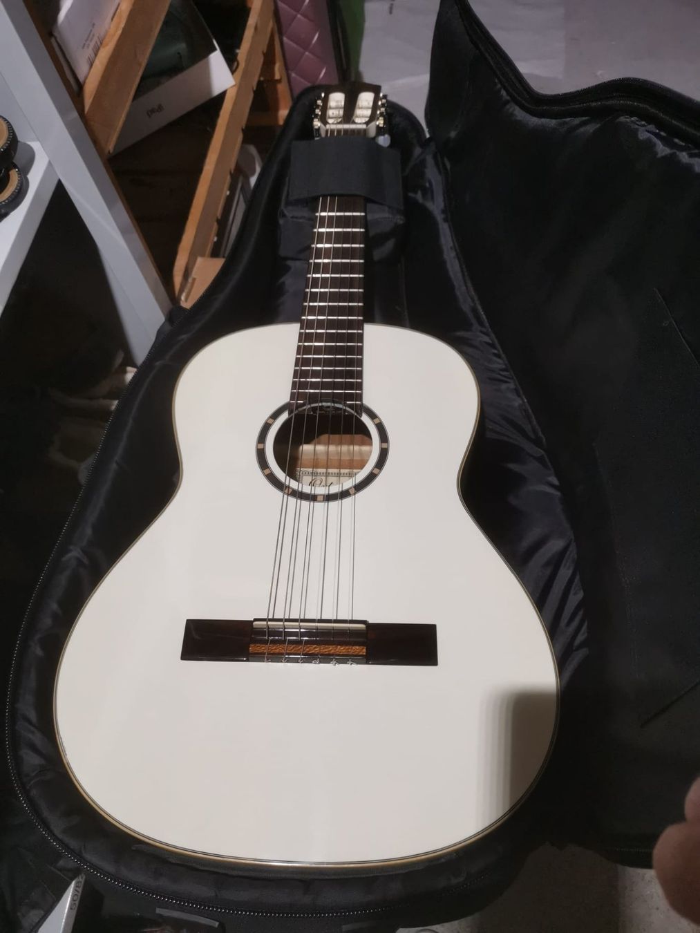 Instruments de musique: Akustische Gitarre – D'occasion à Spreitenbach par Space_X