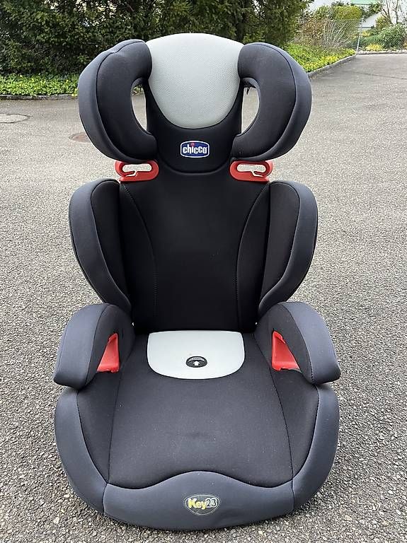 Seggiolini per auto: Chicco Kindersitz – Usato da Stachen venduto da ktt_h7kr
