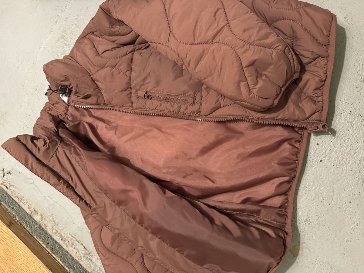 Vestes: Jacke 98/104 – Neuf (Voir description) à Cham par CorinneAR 1
