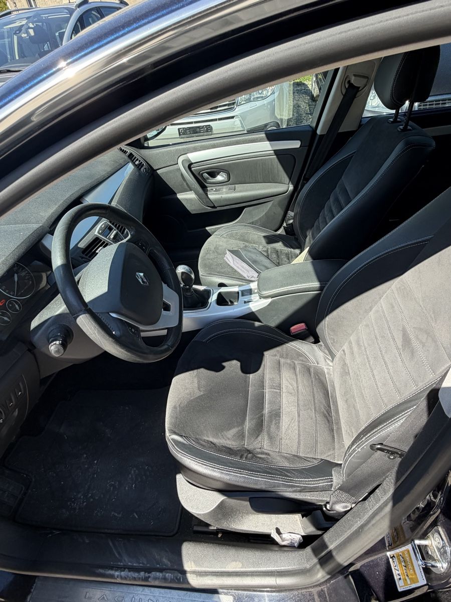 Renault Automobili: Renault Laguna 2.0 Benzin – Difettoso da Mollis venduto da BSL10 6