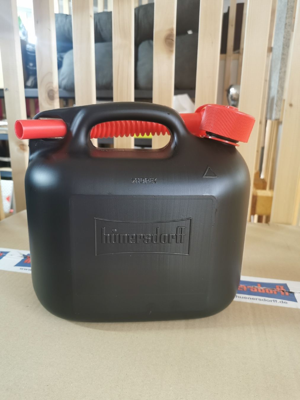 Taniche per benzina: Benzinkanister 5L – Nuovo (secondo la descrizione) da Berikon venduto da 573