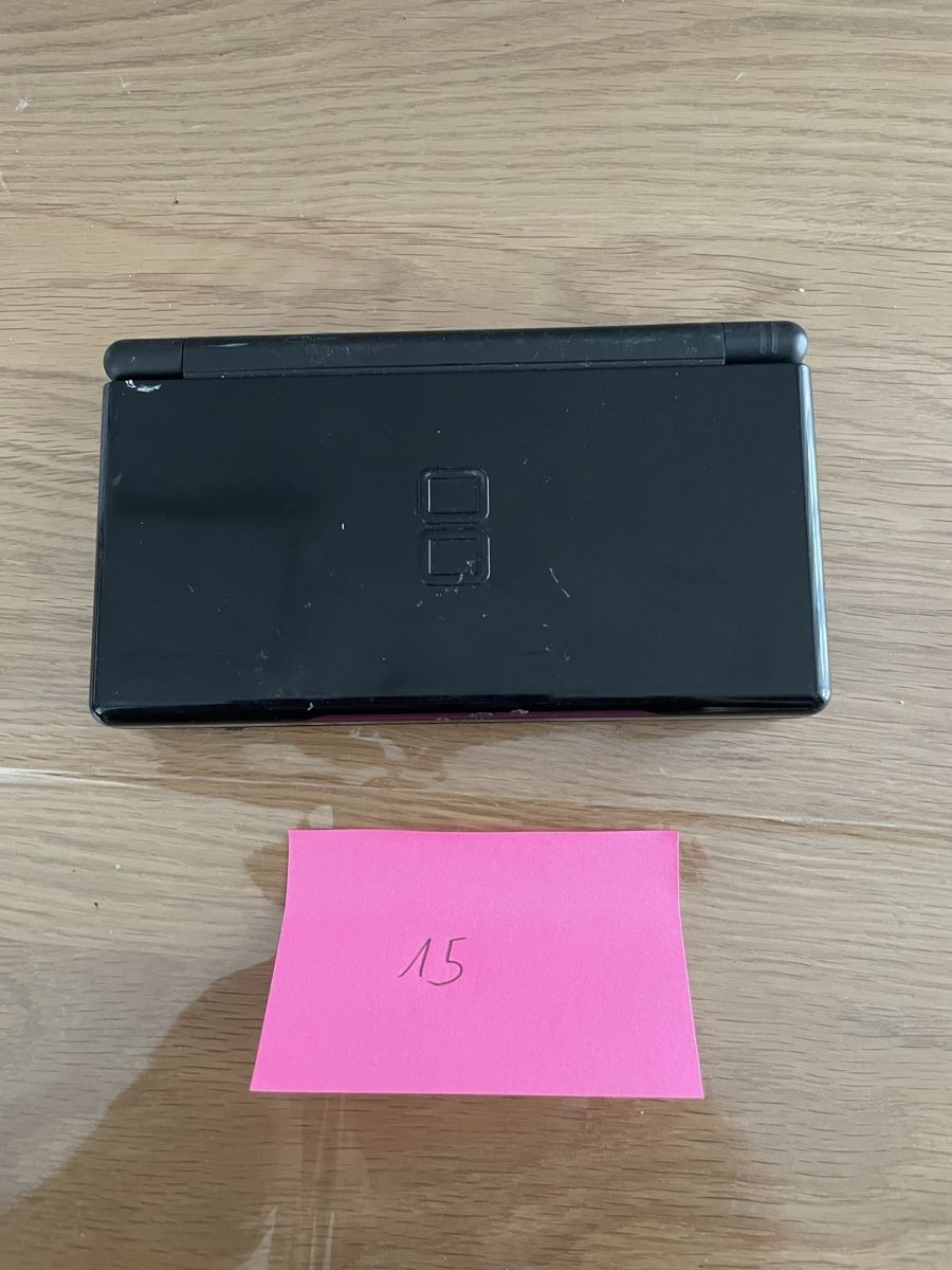Nintendo Console: Nintendo DS Lite Schwarz Konsole  – Usato da Bazenheid venduto da Toni0141
