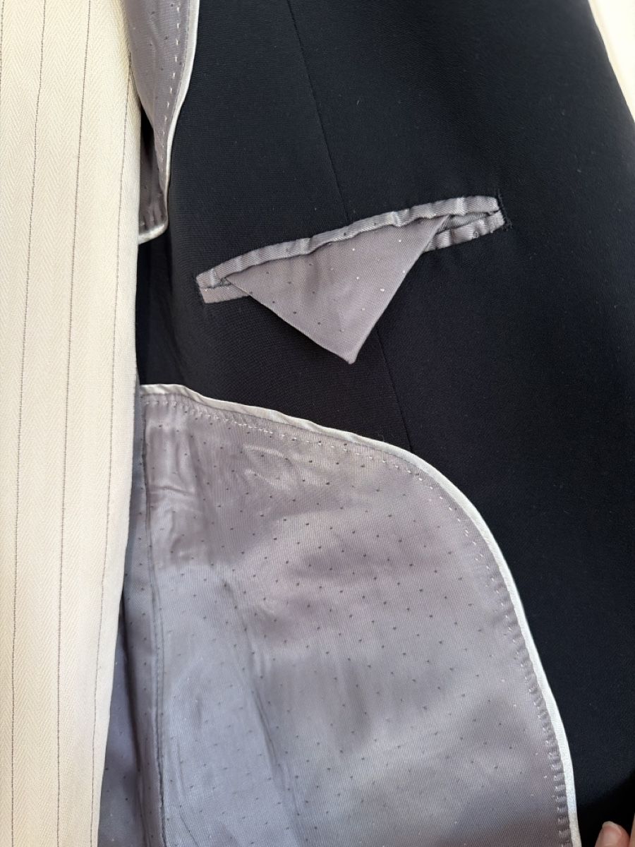 Gérard Darel Kleiderpakete: Ensemble Gérard Darel noir, taille 38, coupe classique – Gebraucht aus Forel (Lavaux) von vuf_rdl9 3