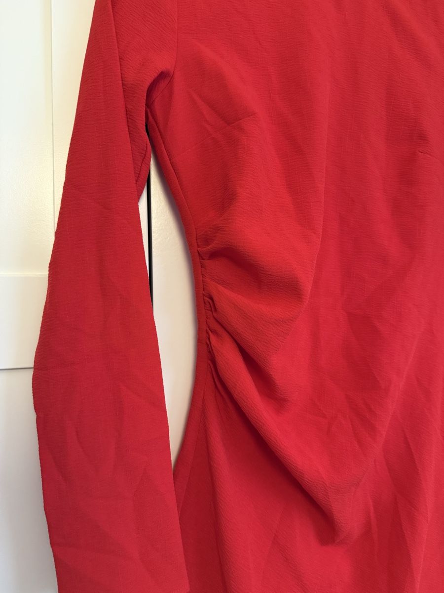 H&M Vestiti: Kleid Rot Grösse XS – Nuovo (secondo la descrizione) da Mörschwil venduto da Seegurke18 1