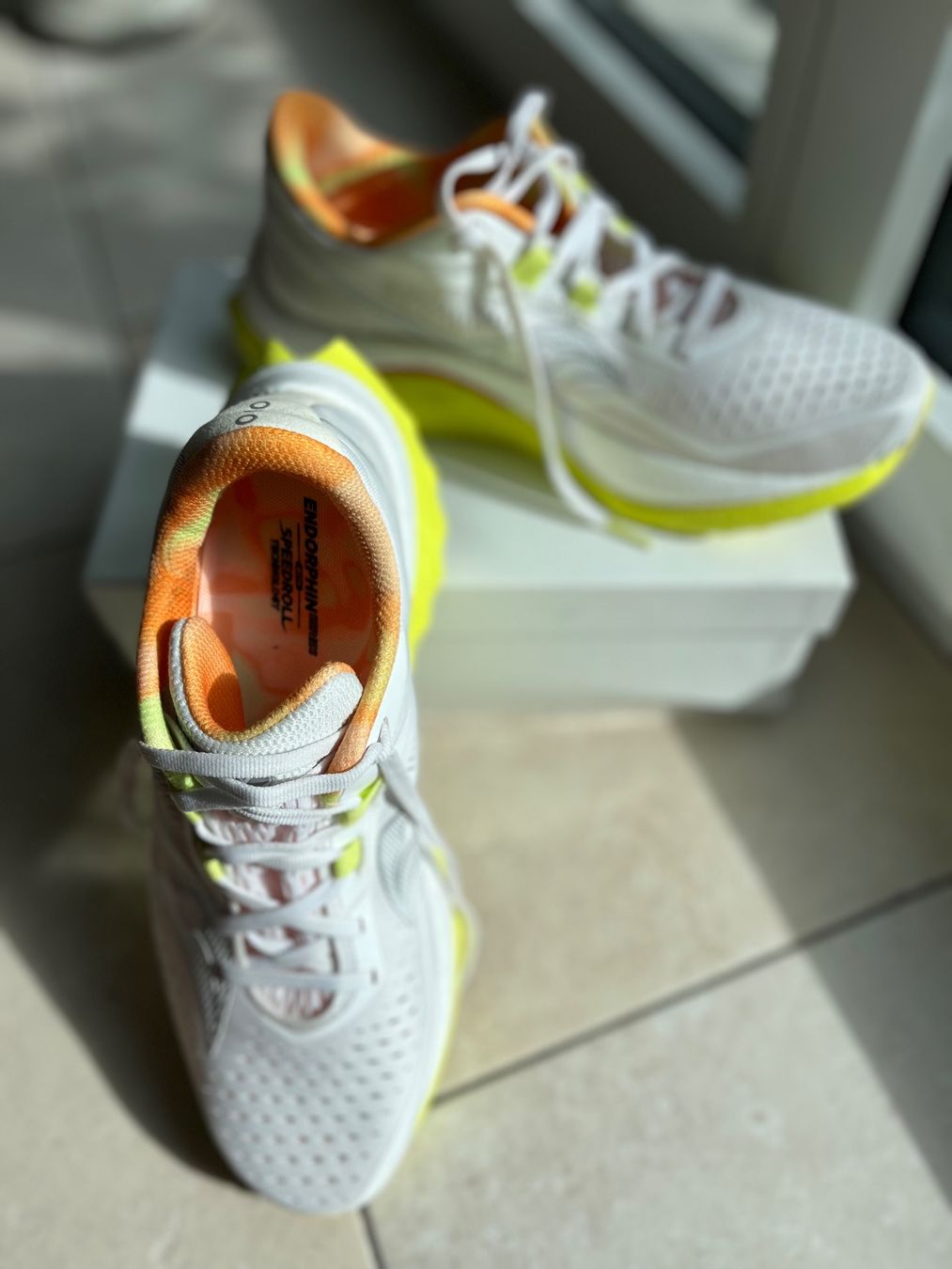 Saucony Scarpe da donna: Saucony Endorphin Speed 4 - Damen - Grösse 40.5 – Usato da Cham venduto da SPORTSMOTION 7