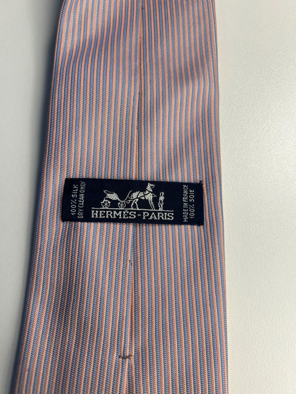 Hermès Cravatte: Hermes Taft gestreifte Krawatte – Nuovo (secondo la descrizione) da Bern venduto da kurtikobolt74 2