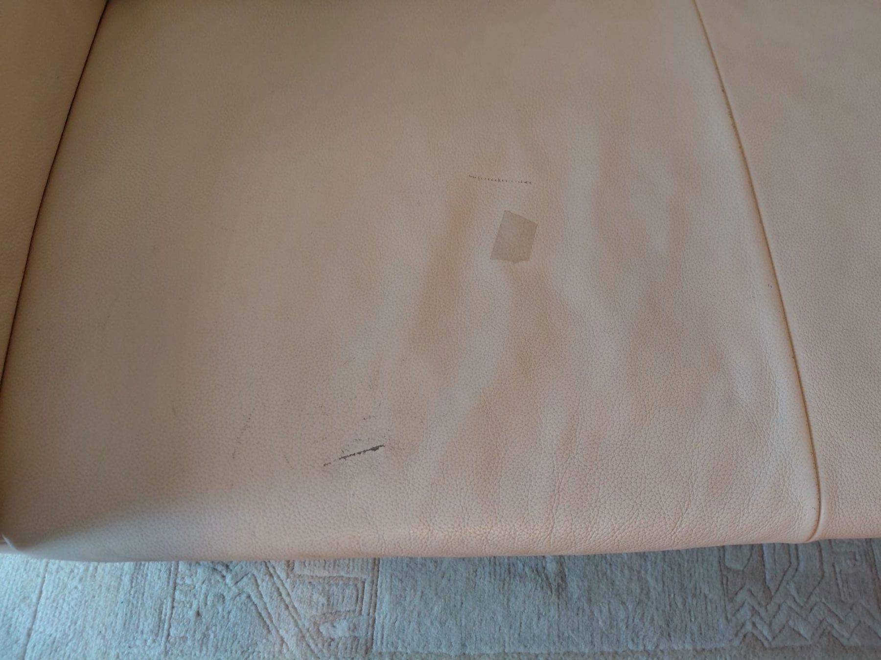 Sofas: echt Leder Sofa 2-er mit Hocker – D'occasion à Stallikon par Nessie6 2