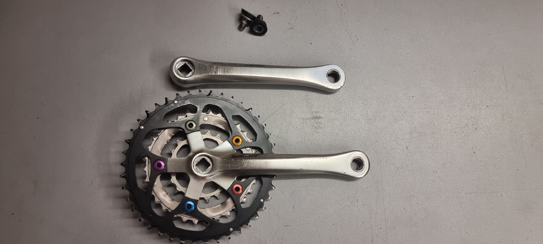 Shimano Ersatzteile: Shimano XT M737 Kurbel  – Gebraucht aus Seon von Stibinio