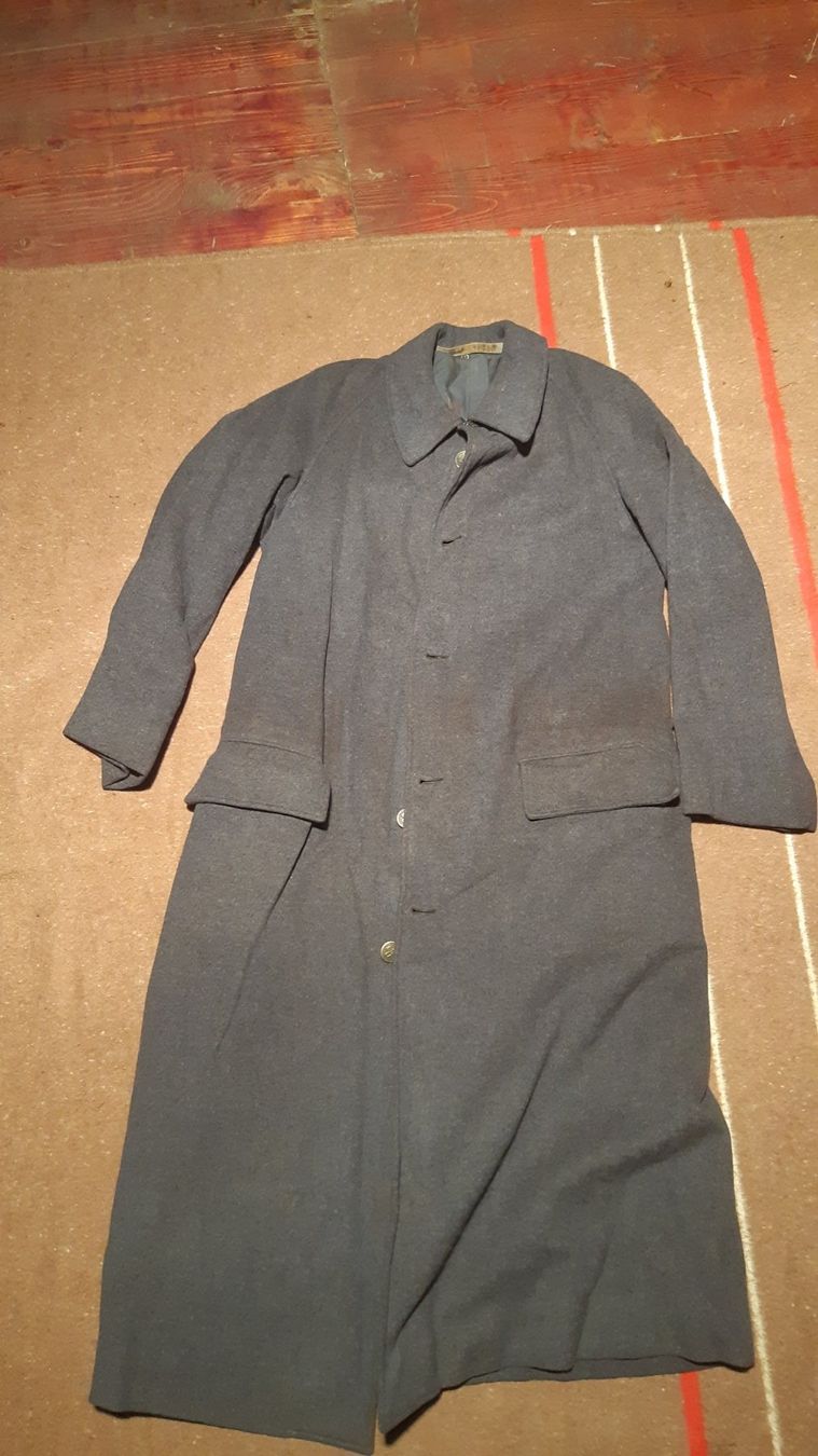 Schweizer Armee Uniformi: 2x Manteau DAP 1940 taille 40 – Usato da Chésopelloz venduto da Toino95 1