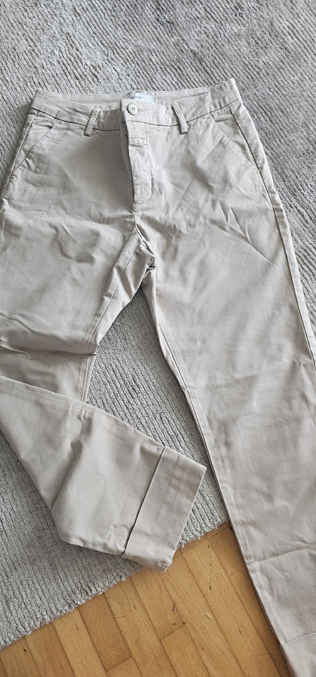 Closed Hosen: Closed Hose, Beige, Gr. 26, Sommer-Look! – Gebraucht aus Riedikon von Winter21.