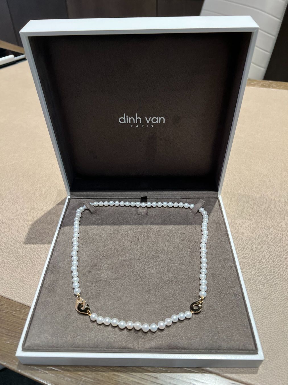 Catenine: Perlencollier  (Süsswasser Perlen) – Nuovo e nell'imballaggio originale da Meilen venduto da cle_vj8t