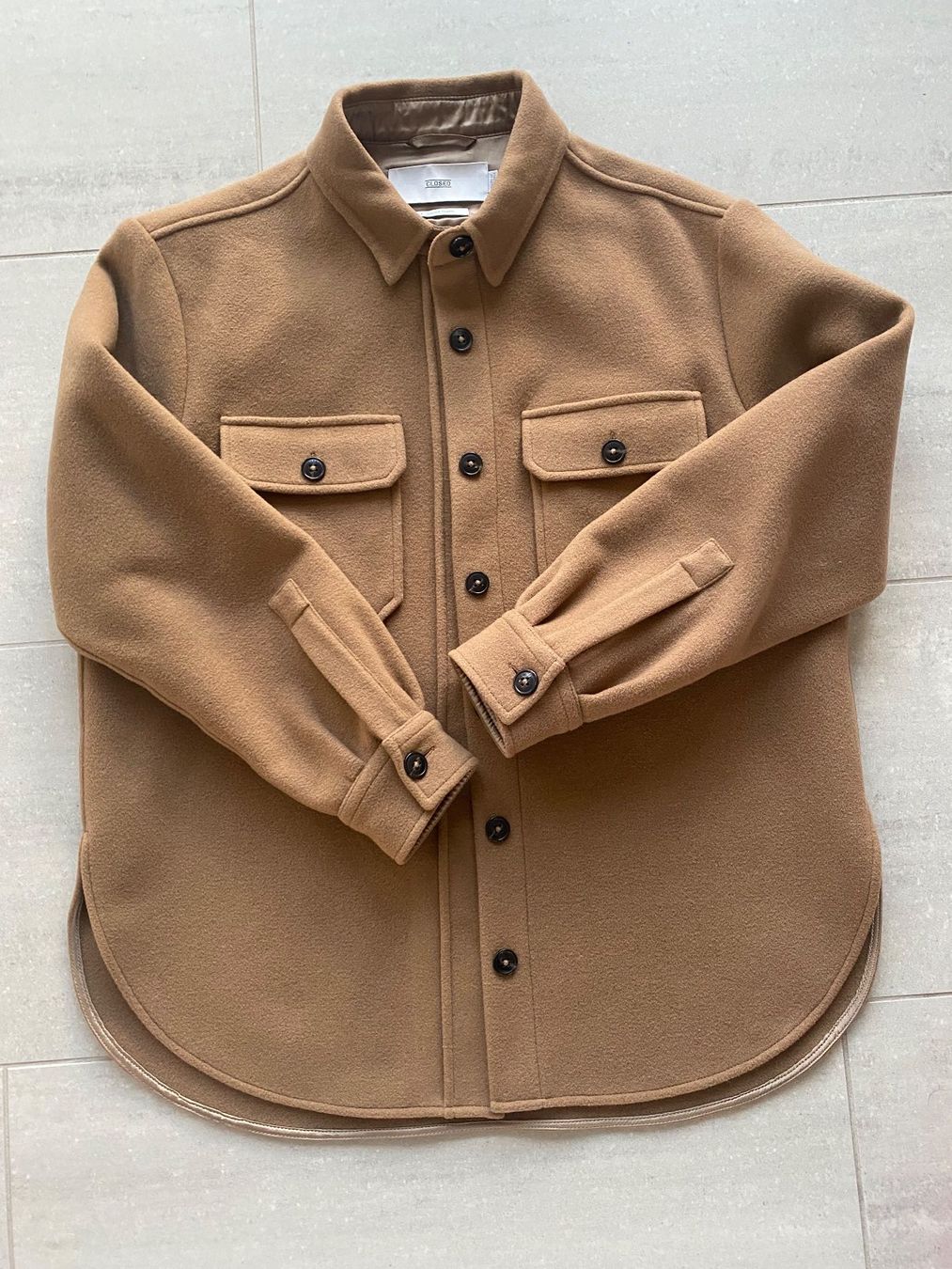 Closed Blusen: CLOSED Double-faced overshirt camel (Grösse M) – Gebraucht aus Uetikon am See von cristalllina 3
