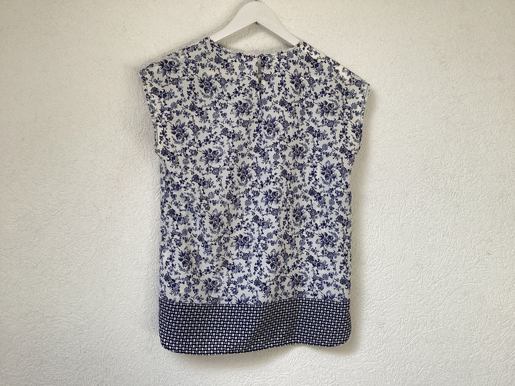 Esprit Top: Esprit Sommer Bluse / Top , blau-weiss gemustert, Grösse 34 – Usato da Homberg b. Thun venduto da Homata 3