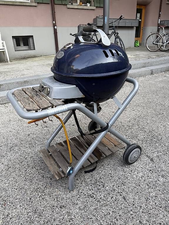 Outdoorchef Grills: Outdoorchef Gas Kugelrill mit voller Gasflasche – Gebraucht aus Zürich von kkm224 2