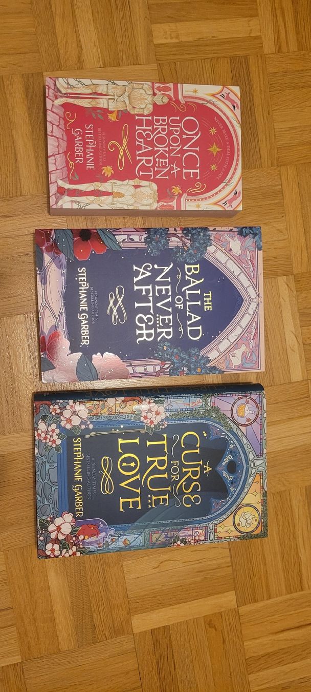 Libri: Once upon a broken heart trilogy – Usato da Lausanne venduto da mar_82hp
