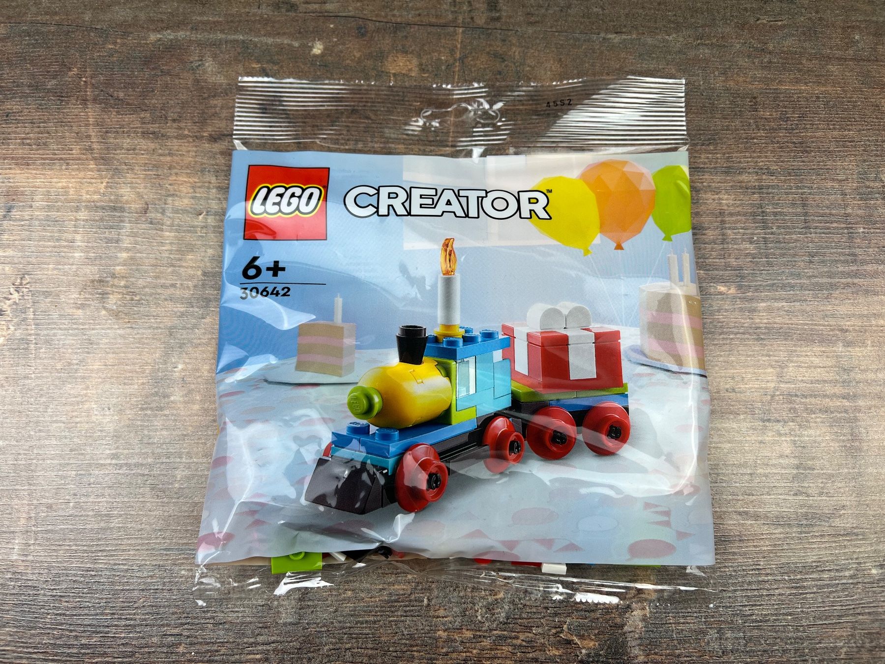 Lego Spielzeuge: Lego 30642 Geburtstags Zug Polybag – Neu und originalverpackt aus Hallau von R.R.91