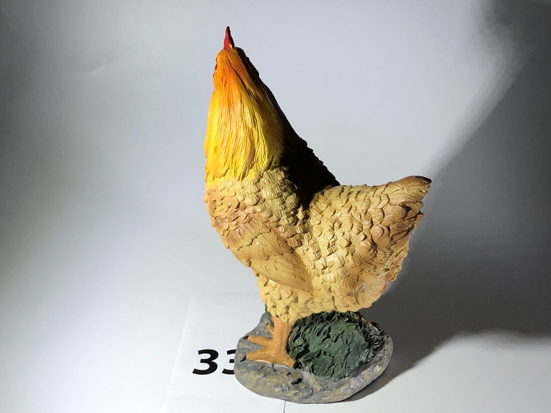 Statuette: Huhn / Polyresin - ca. 23 cm hoch / Nr33 – Nuovo (secondo la descrizione) da Bergdietikon venduto da Garak 2