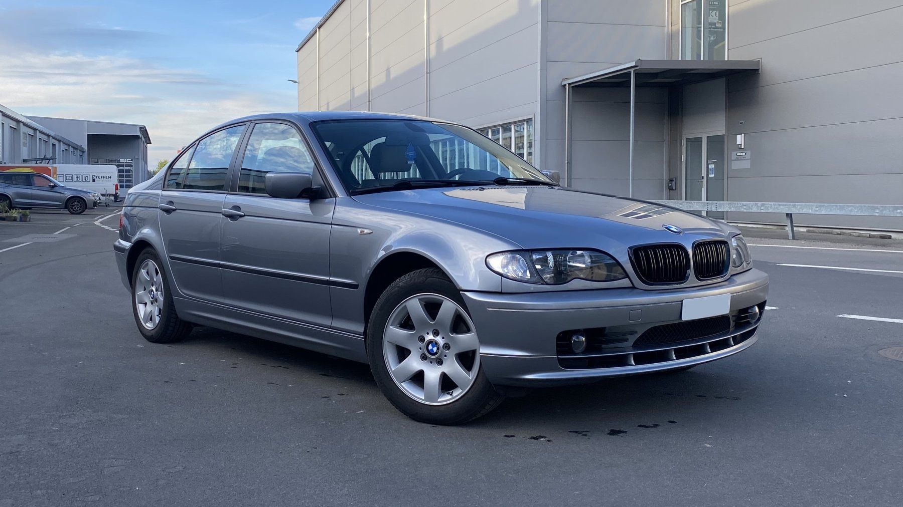 BMW Automobili: BMW 320i – Usato da Thun venduto da ncs_3000