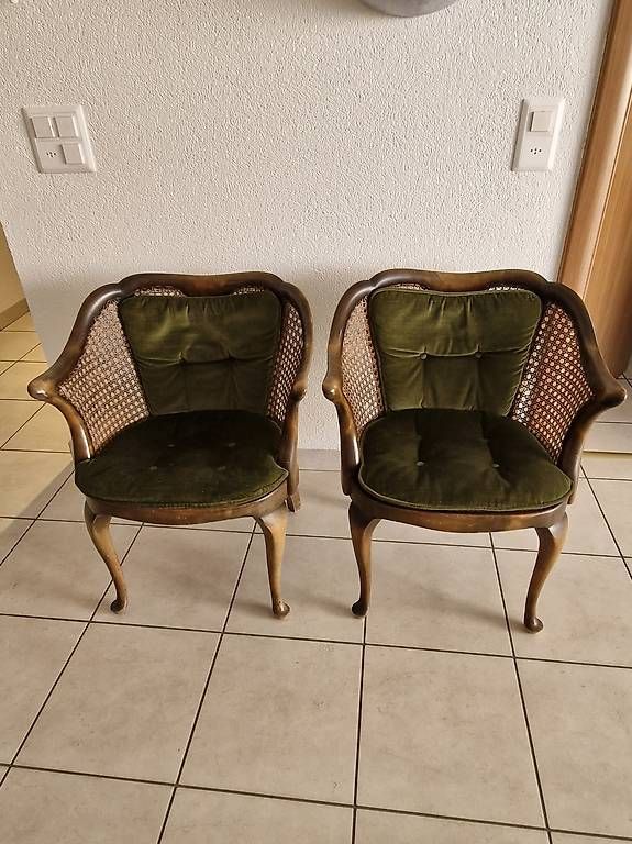 Poltrone: Poltroncina antica – Usato da Giubiasco venduto da bar_r9hz 4