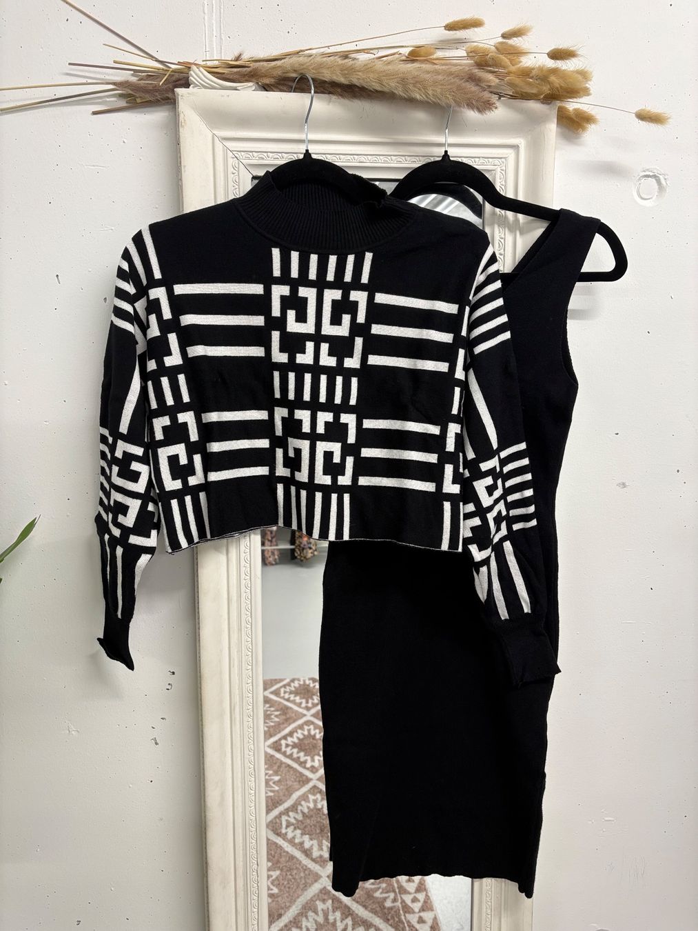 Vestiti: Schickes Strick-Set Schwarz/Weiss Viskose Minikleid – Nuovo (secondo la descrizione) da Regensdorf venduto da secondchancefashion 1
