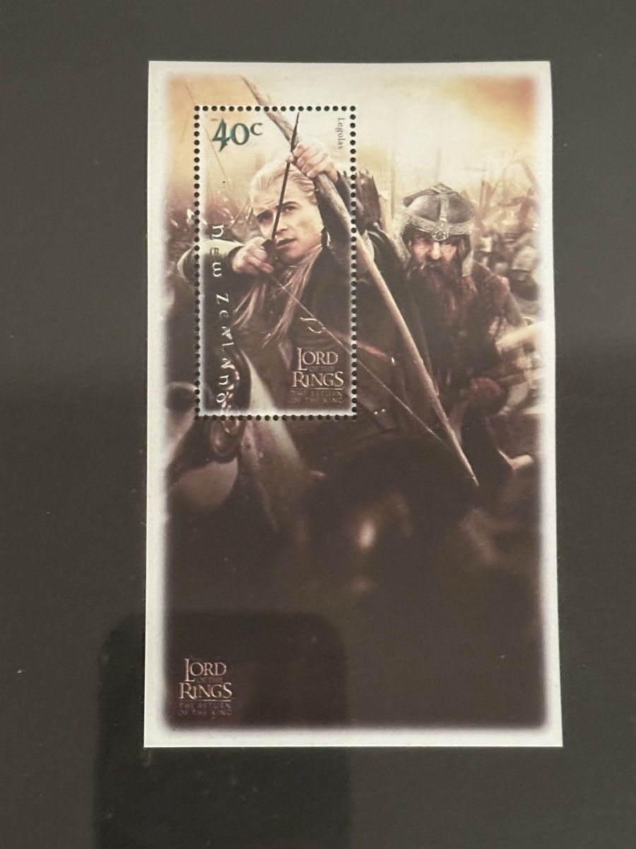 Alle Briefmarken: Herr der Ringe - Briefmarkensatz Neuseeland 2001 – Neu und originalverpackt aus Unterentfelden von BruceChanner