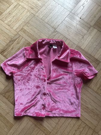 Divided pink velvet shirt size XS