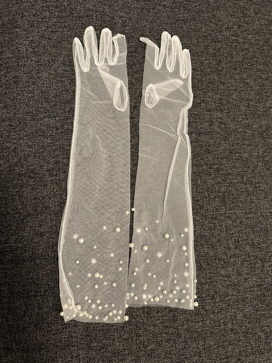 Handschuhe & Handstulpen: Brauthandschuhe – Neu (gemäss Beschreibung) aus Schönenwerd von ben_5527