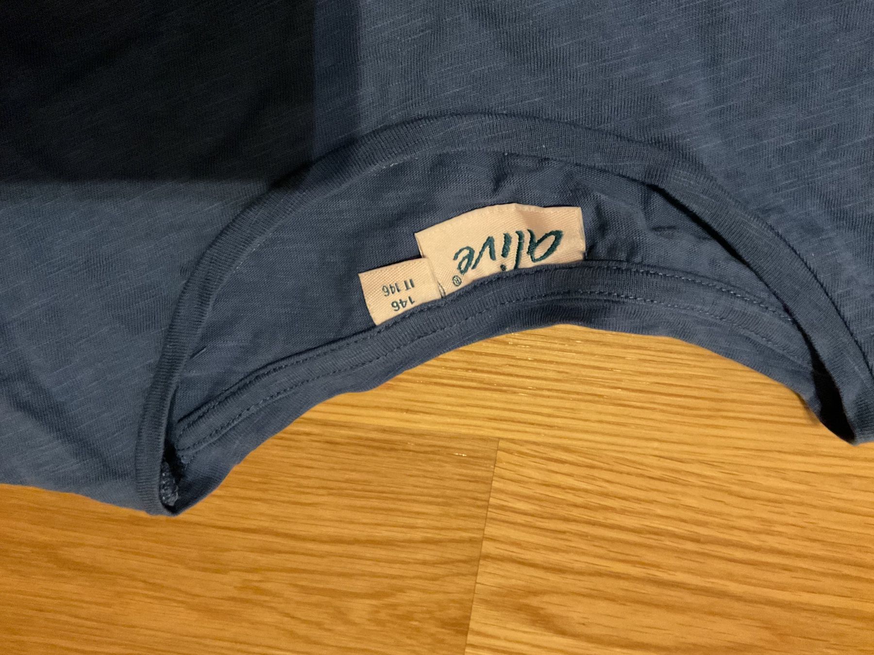 Blusen, T-Shirts & Tops: T-Shirt "Selfie" – Gebraucht aus Pfeffingen von Marc4148 2