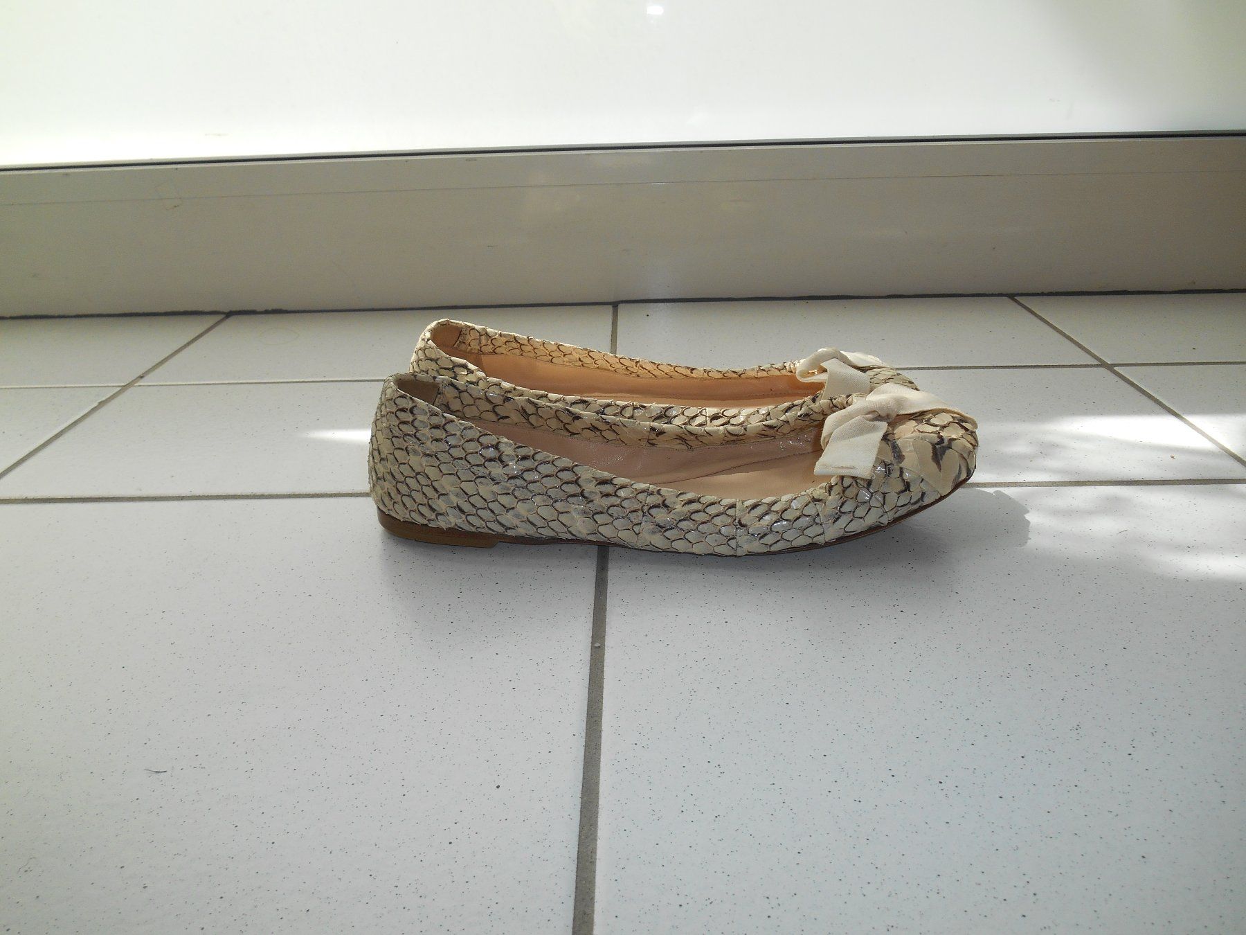 Prada Chaussures femmes: Original Prada Ballerina Grösse 37.5 – D'occasion à Basel par Birs868