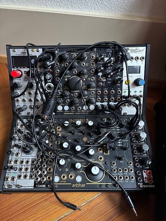 Musikinstrumente: Setup Eurorack, modular sellout – Gebraucht aus Belmont-Lausanne von gia_9nwp 2