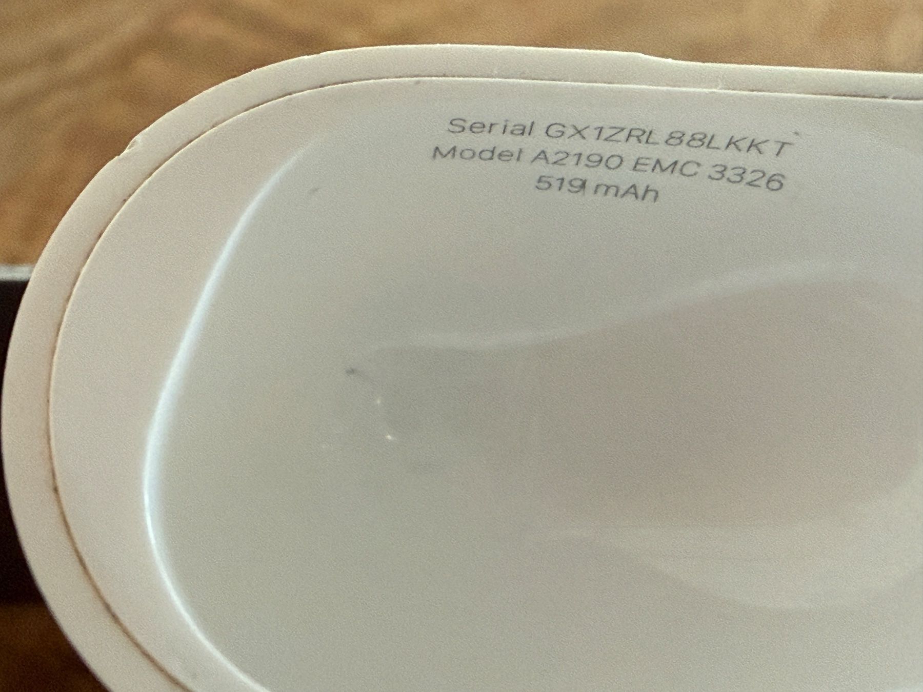 Apple Kopfhörer: APPLE AirPods Pro 1 Charging Case – Gebraucht aus Lausanne von Nine1982 3