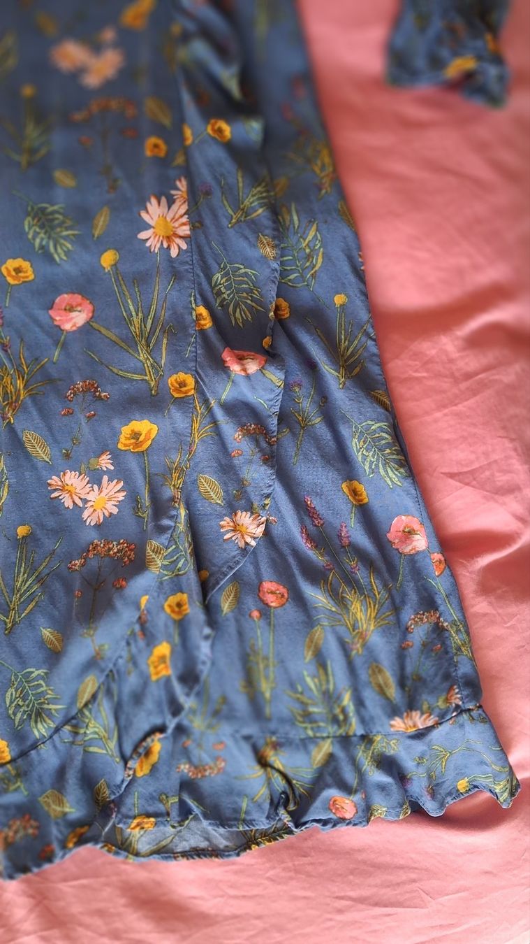 Tom Tailor Vestiti: Blumenkleid blau, Tom Tailor, Gr. 36, luftig – Nuovo (secondo la descrizione) da Wald ZH venduto da e8e 8