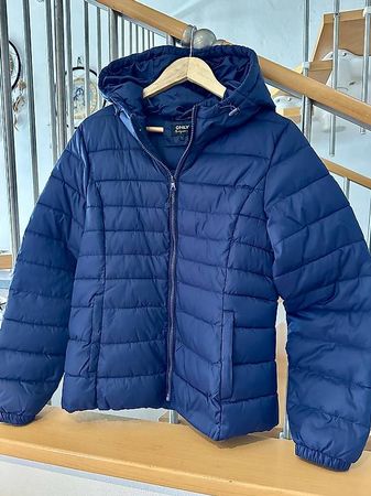 Doudoune bleu marine Only T.L (38/40) neuve