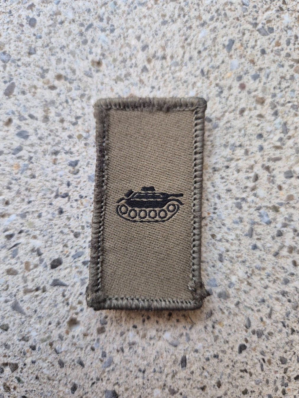 Schweizer Armee Placchette & Badge: Dienstzweigabzeichen Original Panzertruppen mit klett – Usato da Riedholz venduto da fr_sIruP