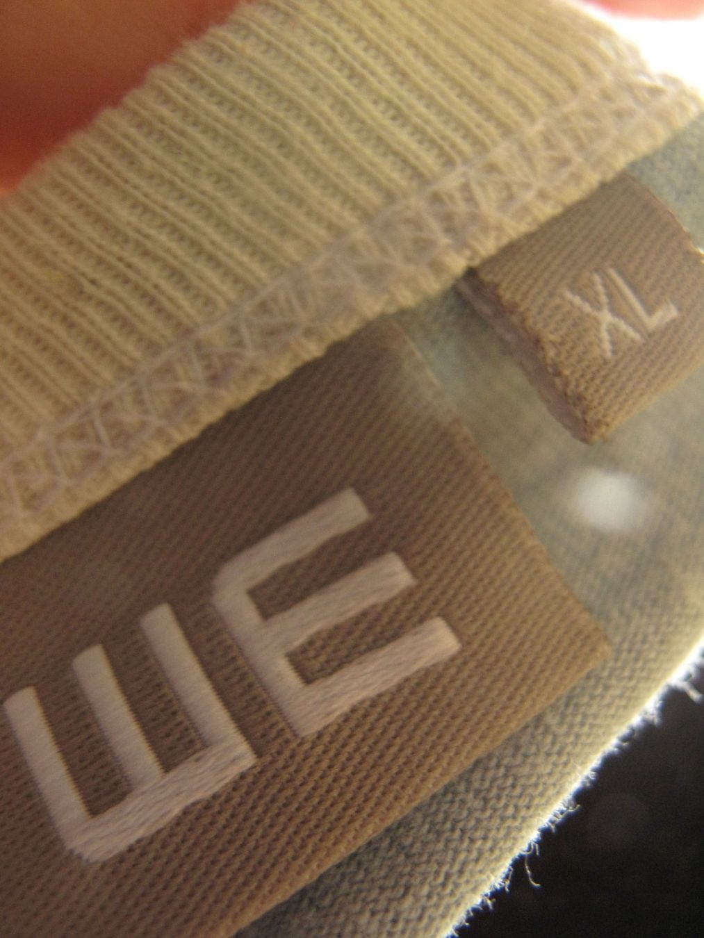 We Pulls & Sweat-shirts: 100% Baumwolle Gr.XL B-Post 9 Fr. – Défectueux à glarus par Engel_888 2