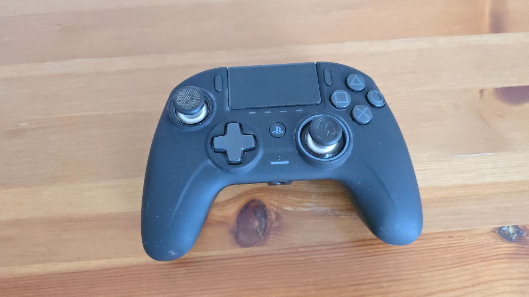 Controller: Nacon Revolution Unlimited Pro Controller PS4 / PC – Usato da Wallisellen venduto da theblacksheep 1