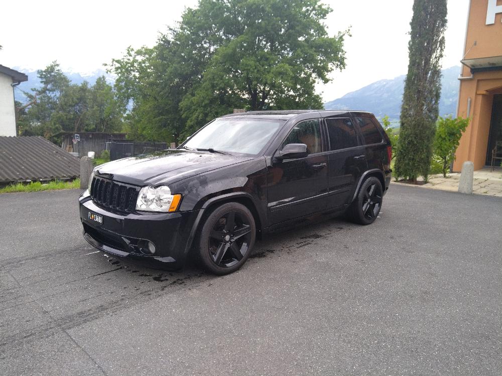 Jeep srt8