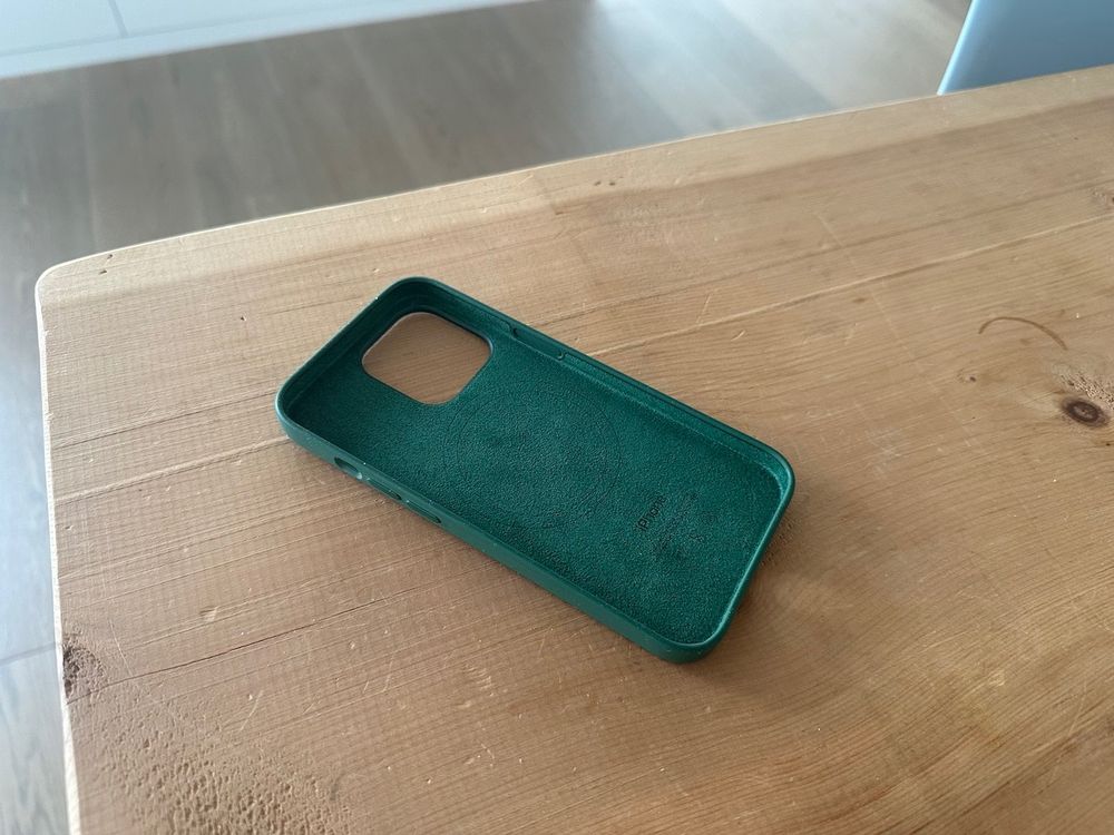 Original Apple Silikon Case mit MagSafe für iPhone 13 Pro | Kaufen auf ...