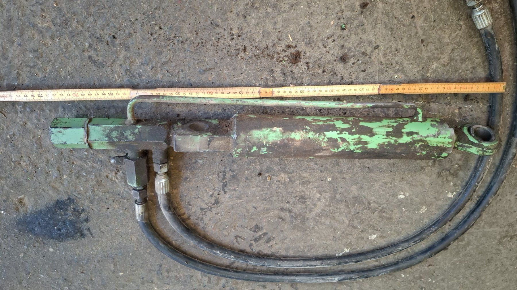 Altri prodotti elettronici: Diverse hydraulik zylinder – Difettoso da Oppikon venduto da Peter_dg 3