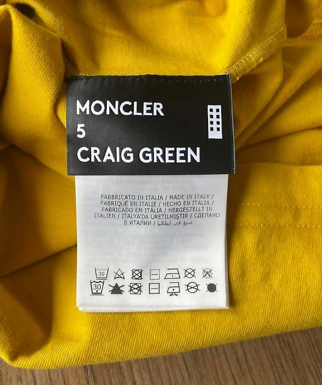 T-Shirts: Moncler T-shirt – Gebraucht aus Attinghausen von steeve123 3