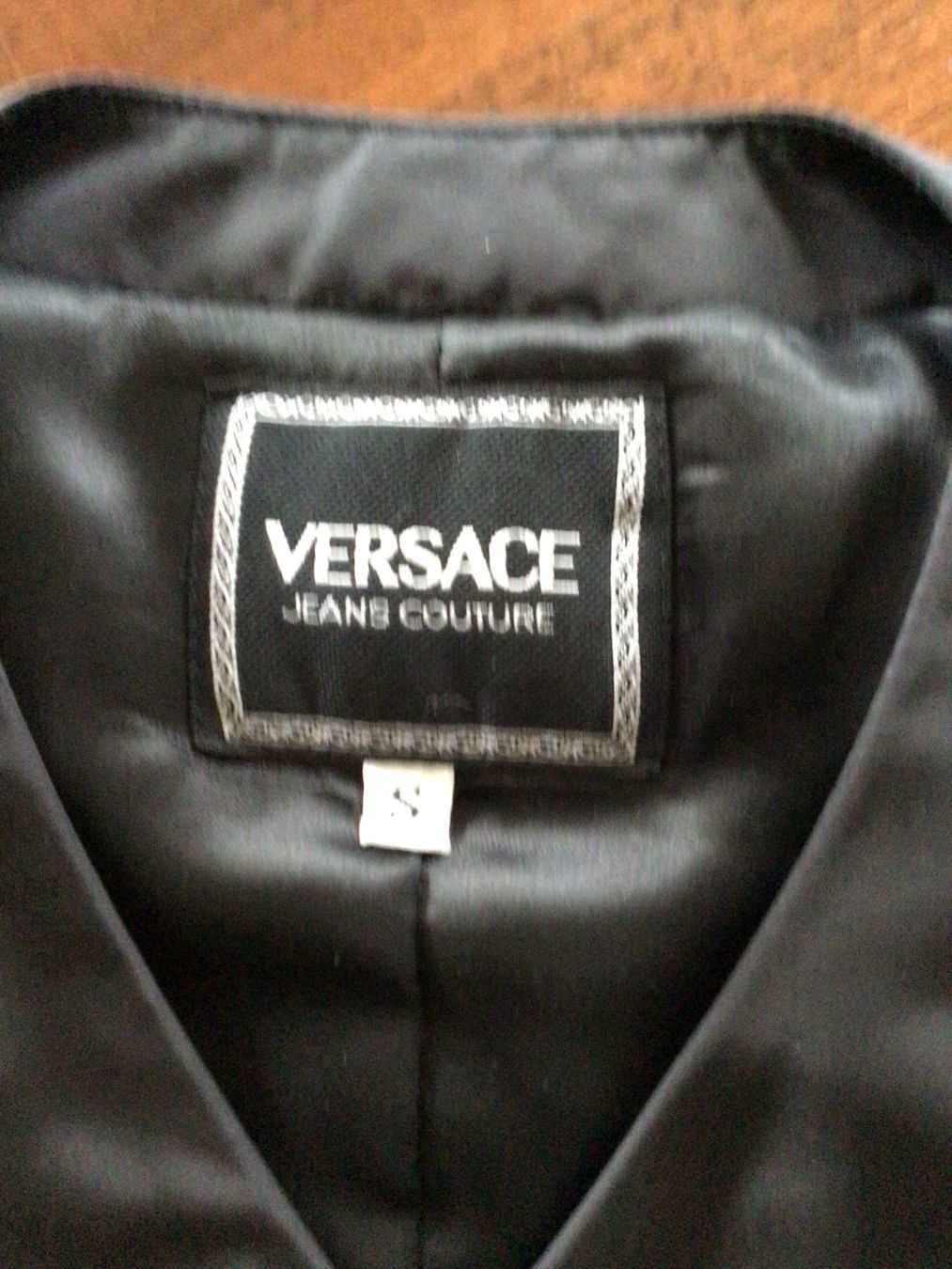 Versace Giacche: Weste – Usato da Zürich venduto da ElarmariodeRuth 4