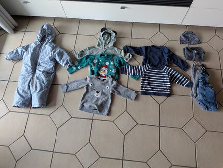 Winterkleiderpaket für Junge, Grösse 74/80