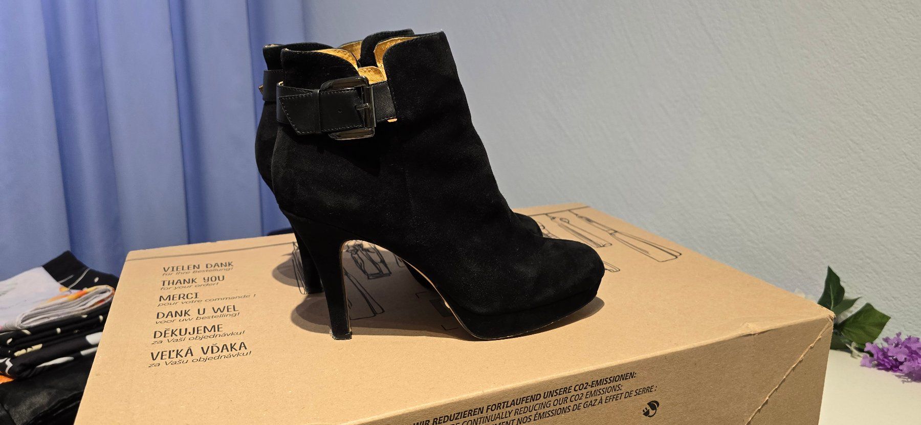 Scarpe da donna: Stiefelette Damen Grösse 39 – Usato da Chur venduto da Mikymiki 3