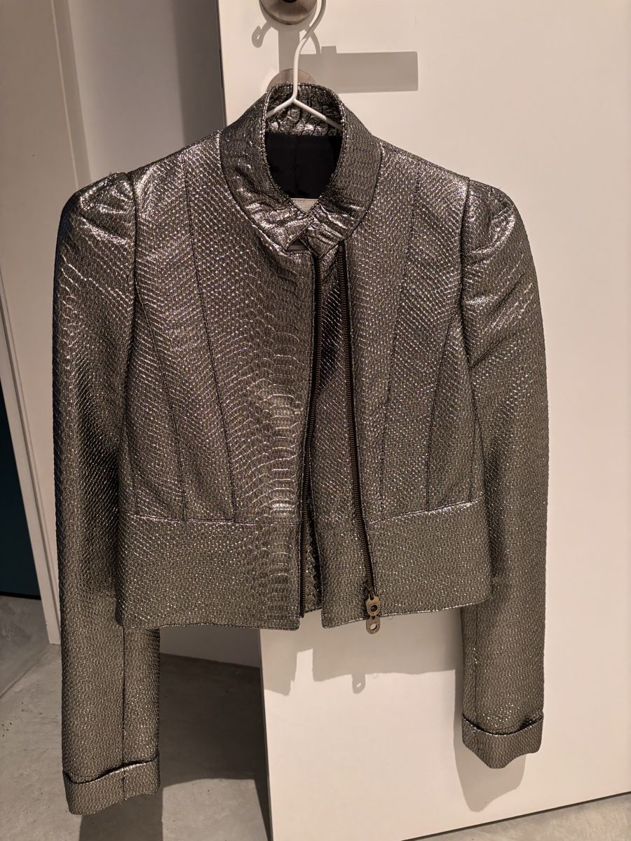 Giacche: Bally Metallic Silver Snakeskin Jacket IT36/US4 – Nuovo (secondo la descrizione) da Zürich venduto da Sonikasantos