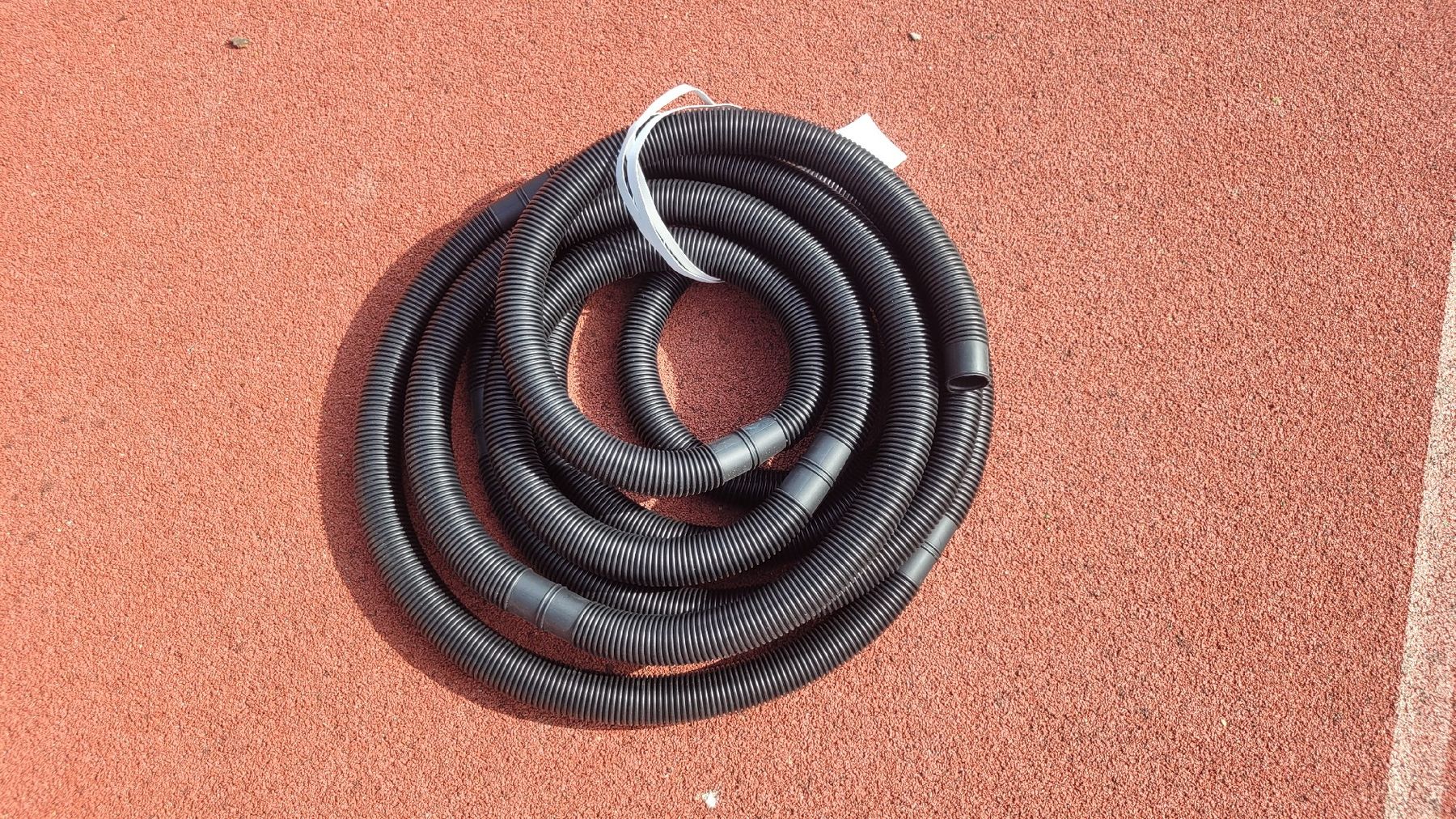 Piscine: Poolschlauch Schwarz Ø38mm x 9m – Nuovo (secondo la descrizione) da Worb venduto da Sibille20 1