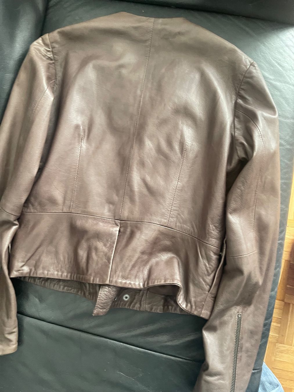 Vestes: Tiger Lederjacke – D'occasion à Hinterkappelen par lid_9h7j