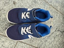 Turnschuhe Grösse 31 von Decathlon