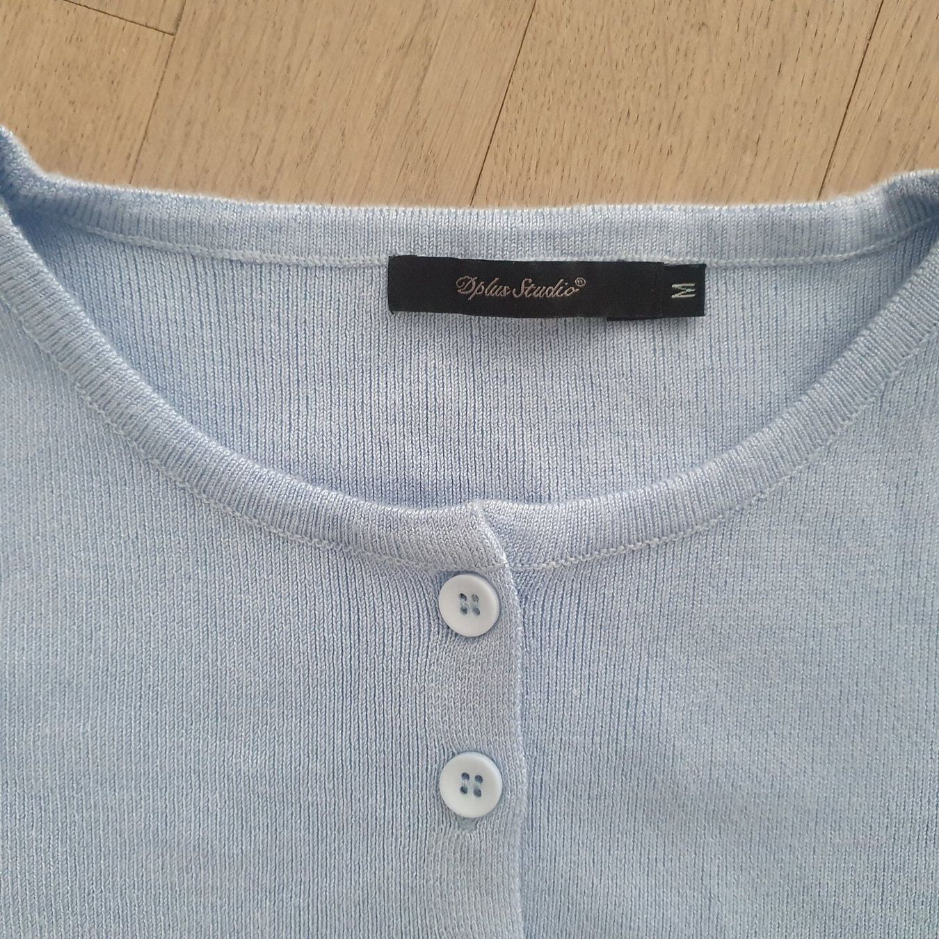 Top: Kurzes Strickjäckchen – Nuovo (secondo la descrizione) da Adliswil venduto da ssc_z8q6 3